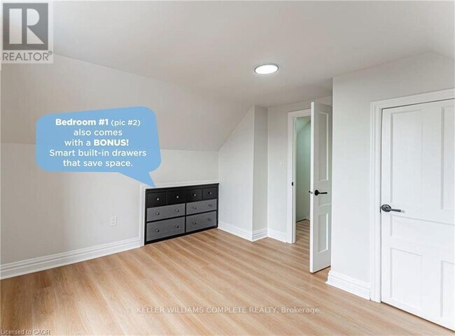 Photo du bâtiment - 15 Barnesdale Ave N