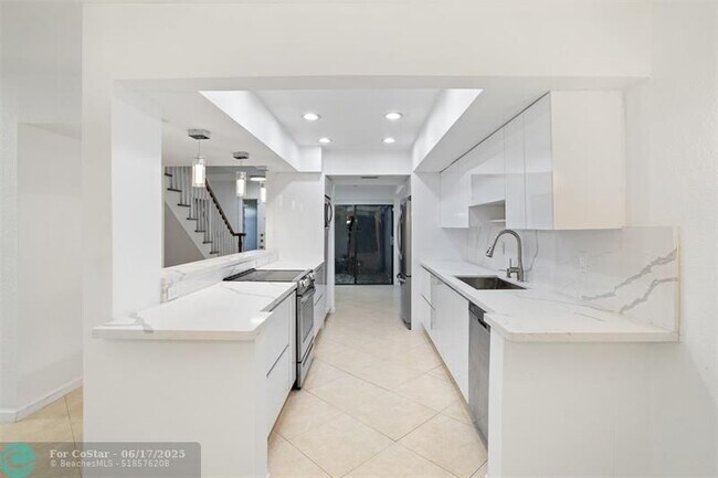 Foto del edificio - 2305 St Andrews Rd