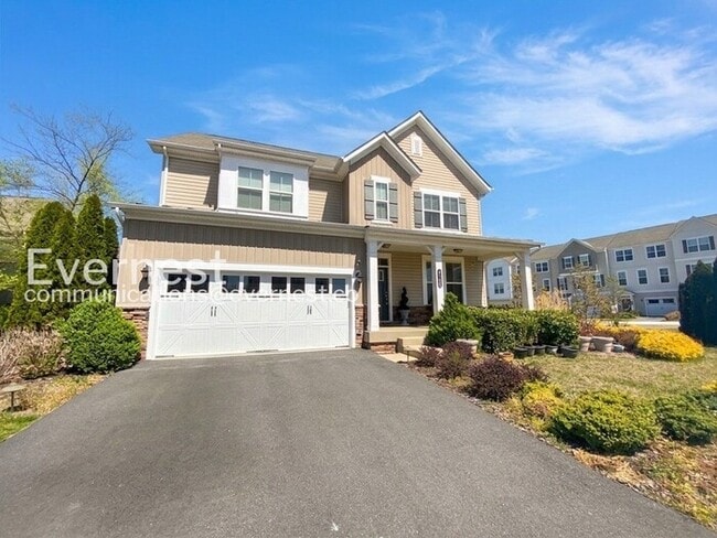 Building Photo - 1735 Hudgins Farm Cir