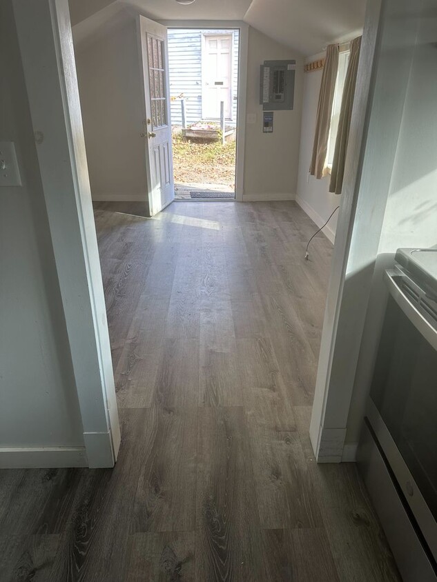 42 Peggy's Ln, Townshend, VT 05359 House Rental in Townshend, VT