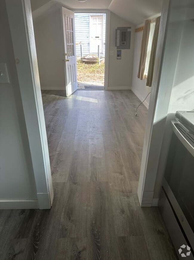 Apartments under 2,000 in Jamaica, VT 1 Rentals