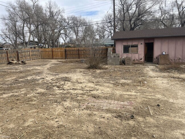 Building Photo - 2 br, 1 bath House - 2602 Lambert Ave