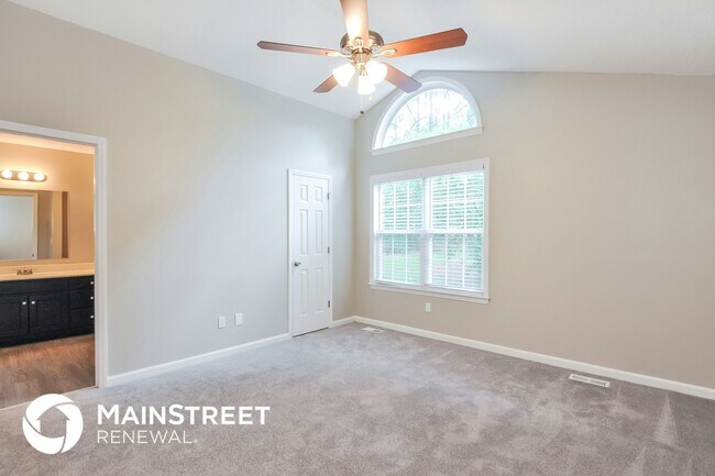 Foto del edificio - 169 S Ridge Dr