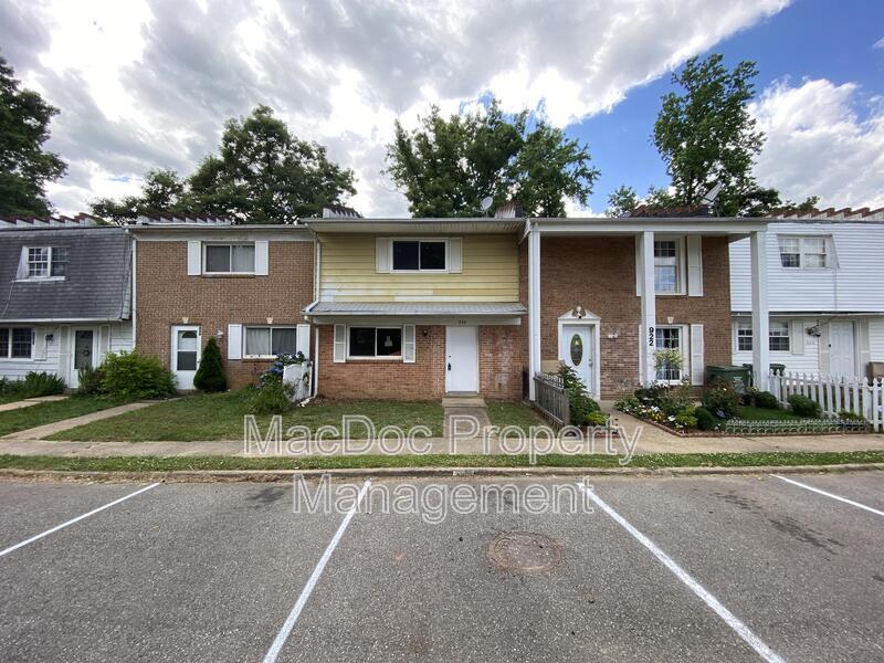 Primary Photo - 924 Anvil Road