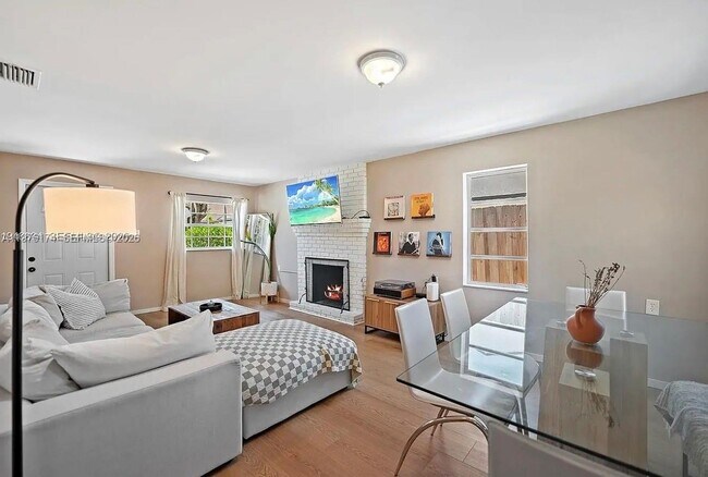 Foto del edificio - 1480 SW 26th Ave