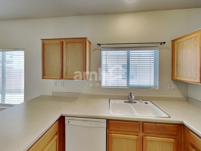 Building Photo - 6208 Morning Wing Dr