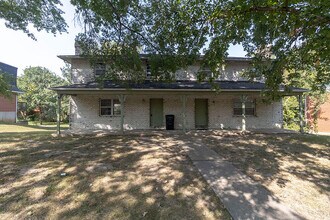 Building Photo - 3305 Belle Meade Dr