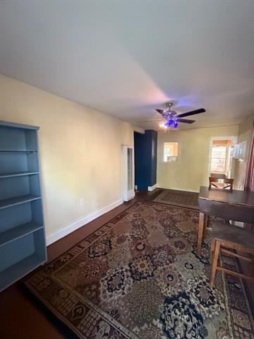 Foto del edificio - 891 Davis Dr