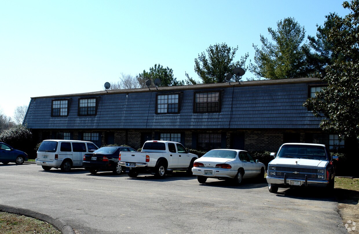 Foto principal - 815-855 Mouse Creek Rd