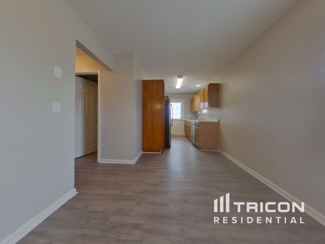 Building Photo - 124 Denby Cir