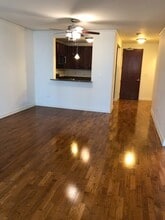 Building Photo - 420 E Waterside Dr