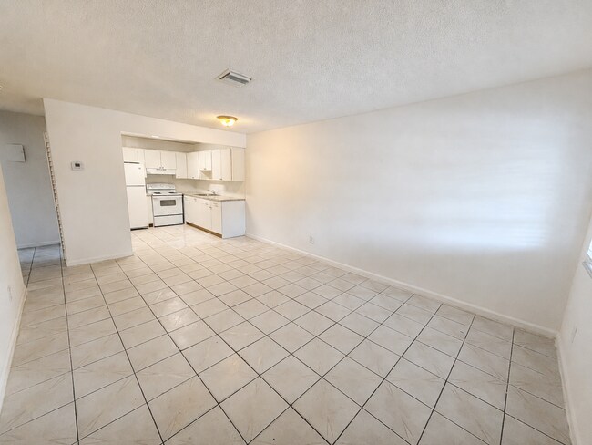 Foto del edificio - 500 NW 35th St