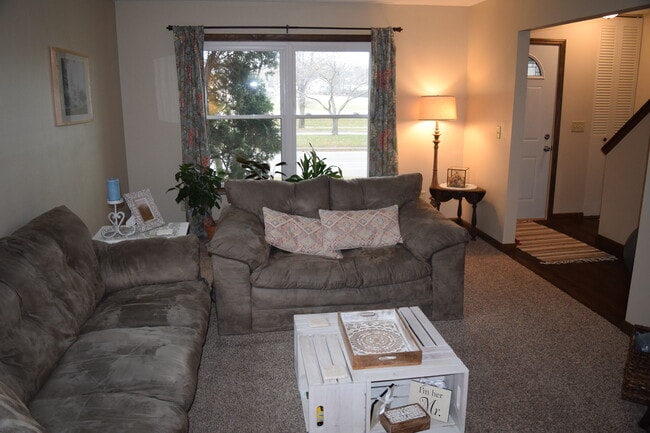 Building Photo - 322 N Moreland Blvd