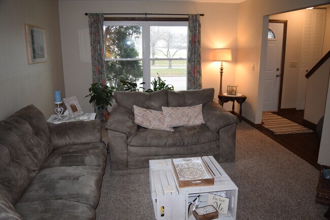 Foto del edificio - 322 N Moreland Blvd