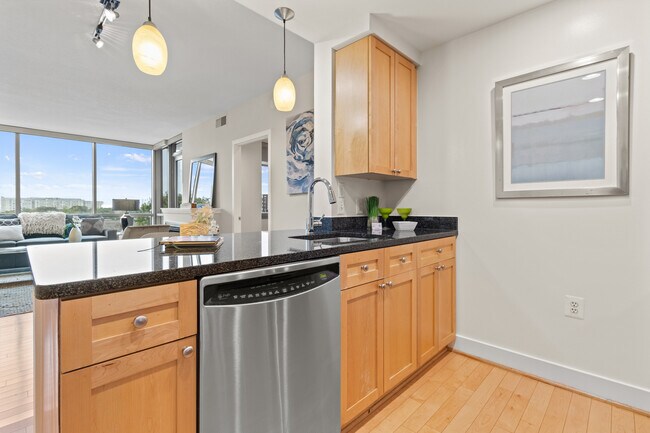 Foto del edificio - 2001 15th St N