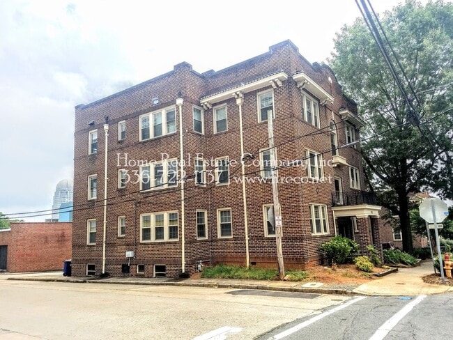 Building Photo - 415 N Spring St