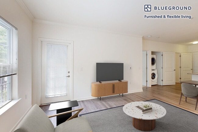 Building Photo - 80 N Central Ave