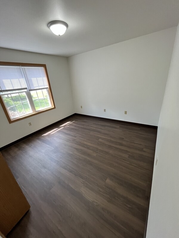 Foto del edificio - 2218 Valley Rd