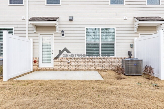 Building Photo - 4208 Oswin Dr