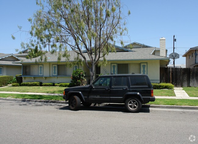 Building Photo - 7591 Volga Dr