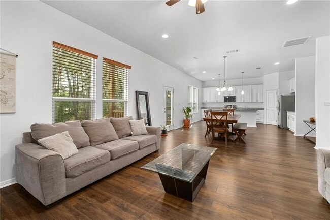 Building Photo - 118 Waialua Ct