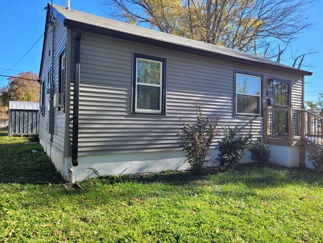 Foto del edificio - 127 Boston Ct