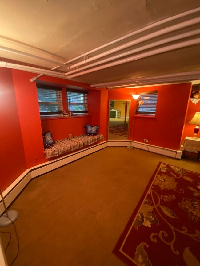 Building Photo - 6641 N Campbell Ave