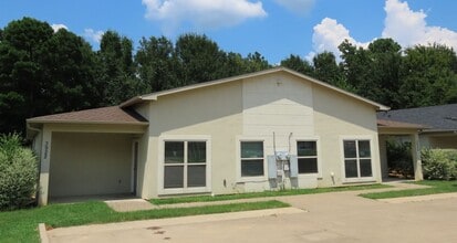 Building Photo - 3922 McDonald Rd