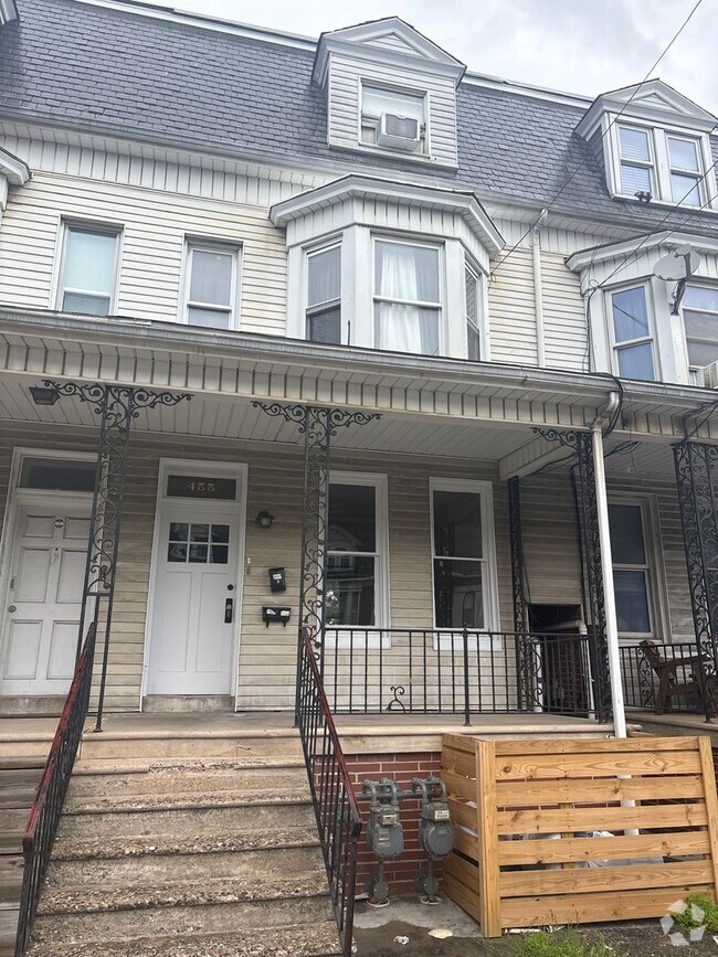 Building Photo - 455 E Prospect St