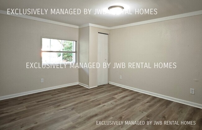 Building Photo - 5853 Marigold Rd