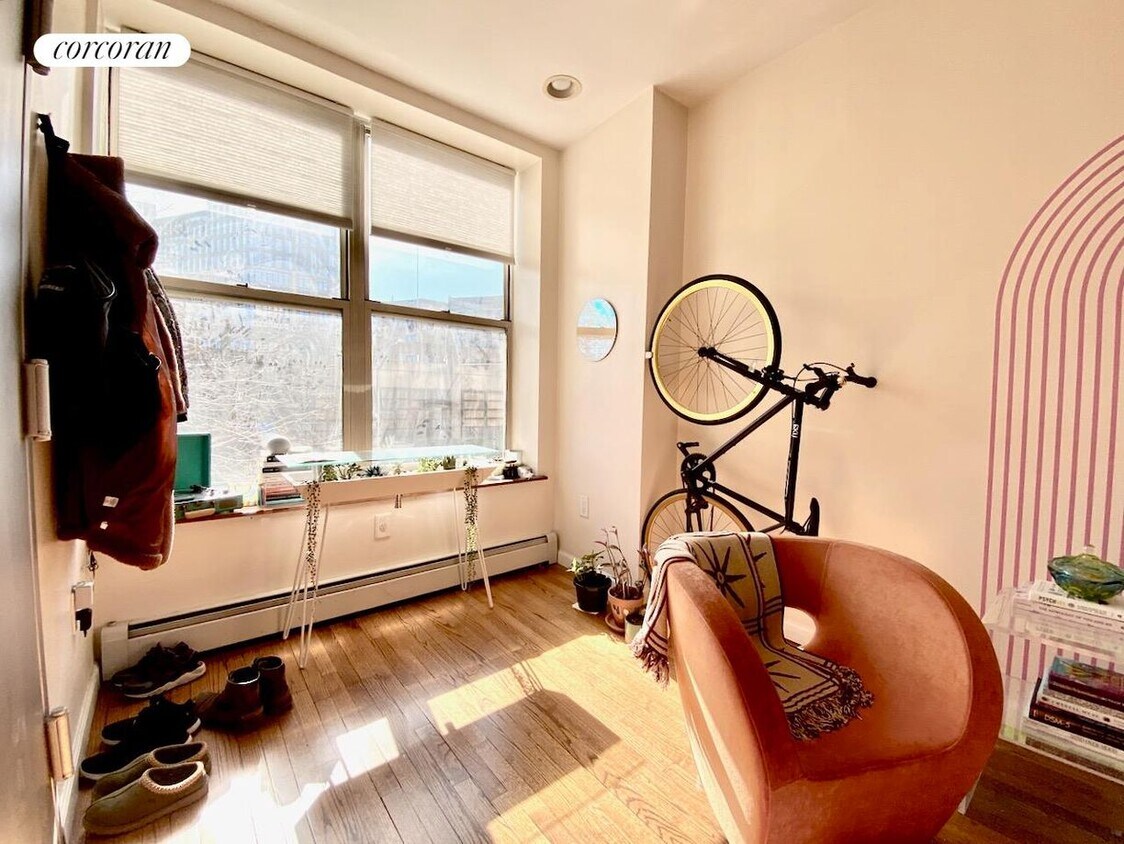Foto principal - 305 W 123rd St