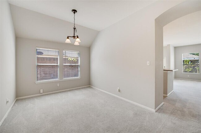 Foto del edificio - 11716 Larch Valley Dr