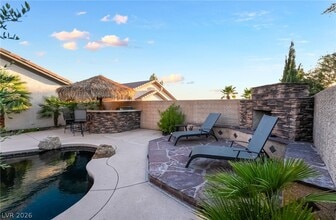 Building Photo - 2676 Lochleven Way