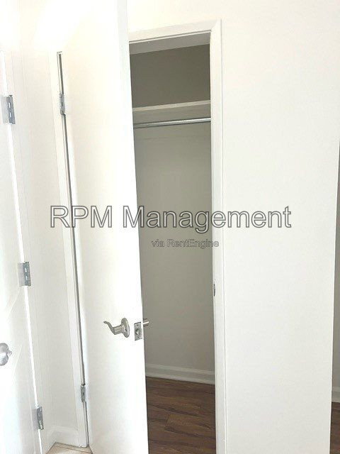 Foto del edificio - 20327 Saticoy St