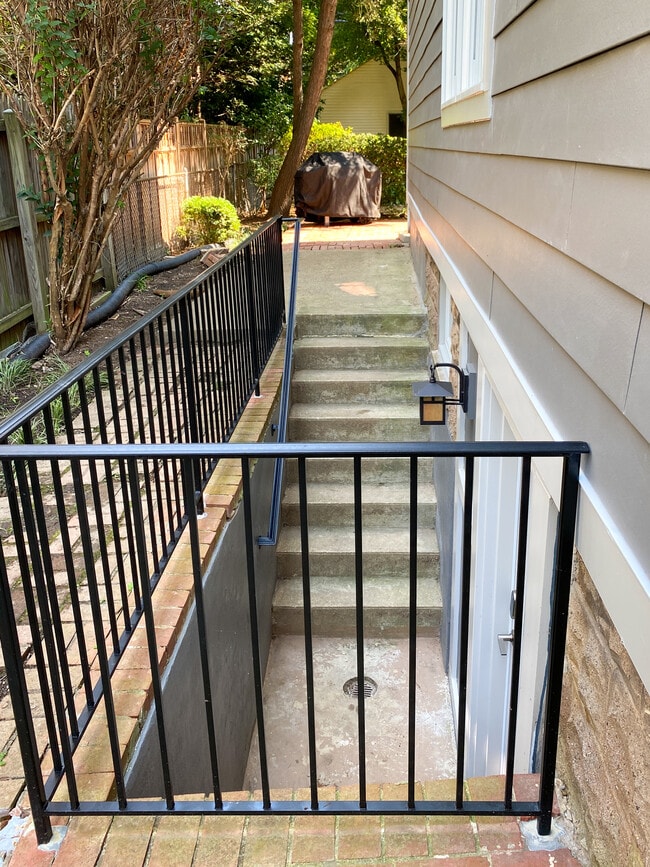 Private Entrance (View 2) - 4535 43rd Pl NW