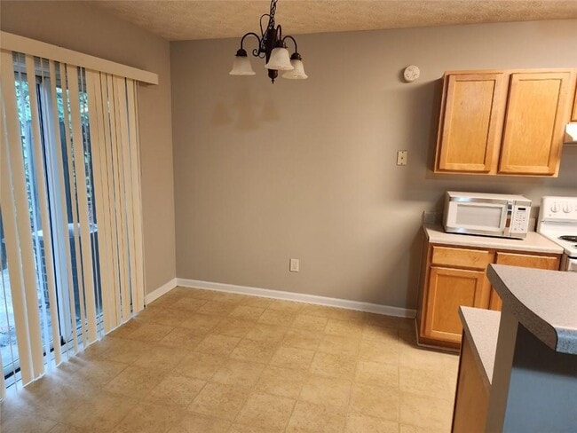 Building Photo - 6129 Brookechase Ln