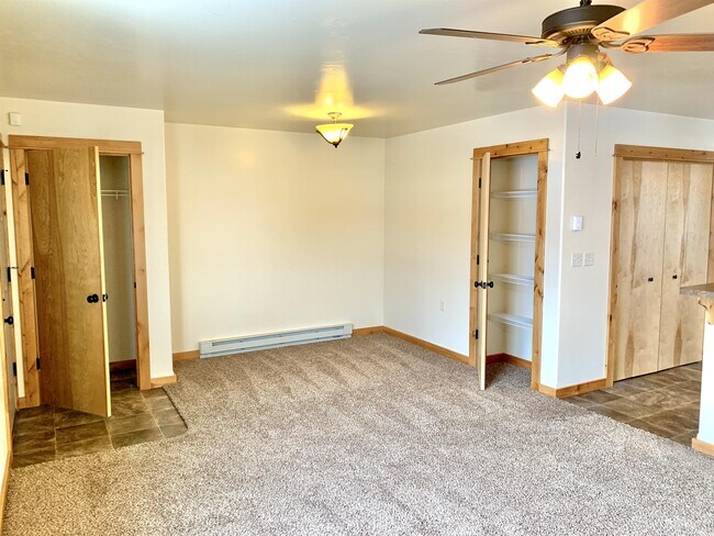 Foto del edificio - 1234 Phoenix Ave