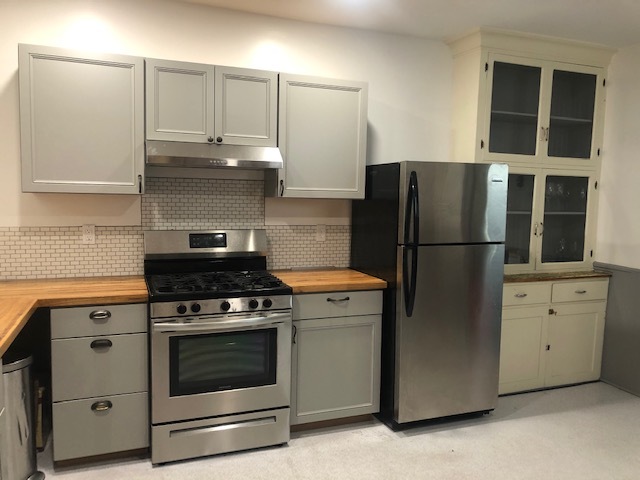 Stainless appliances! - 514 S Bond St