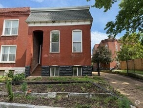 Building Photo - 2133 Geyer Ave