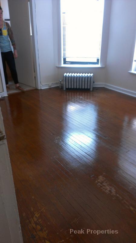 Primary Photo - 5020 S Blackstone Ave