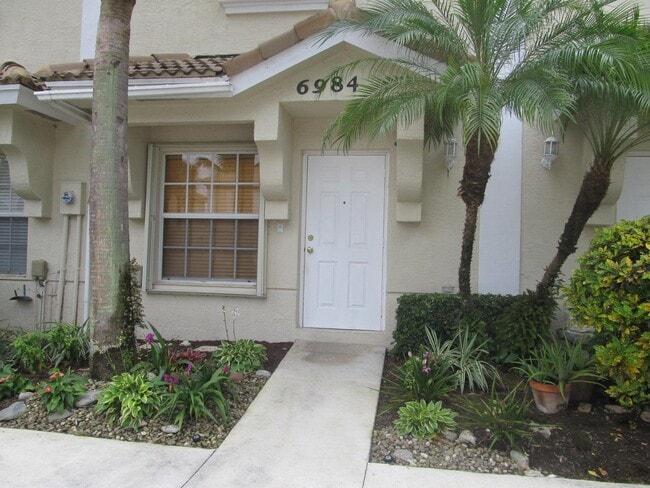 Building Photo - 6984 Stoney Creek Cir