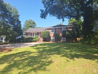 Building Photo - 755 Cross Hill Rd