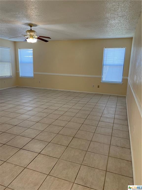 Foto del edificio - 506 Hayloft Cir