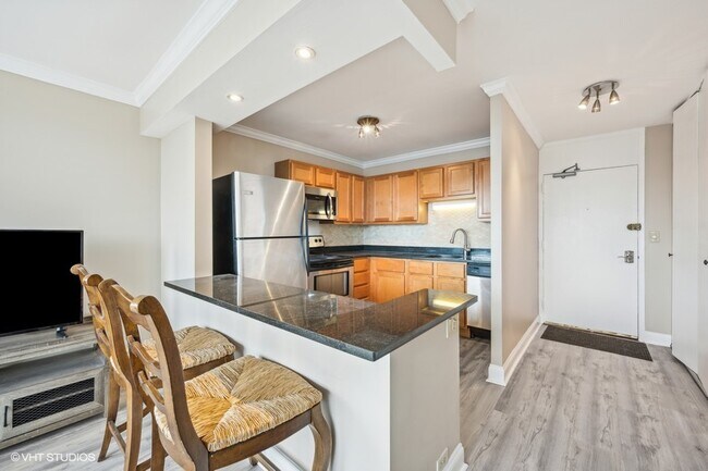 Foto del edificio - 1255 N Sandburg Terrace