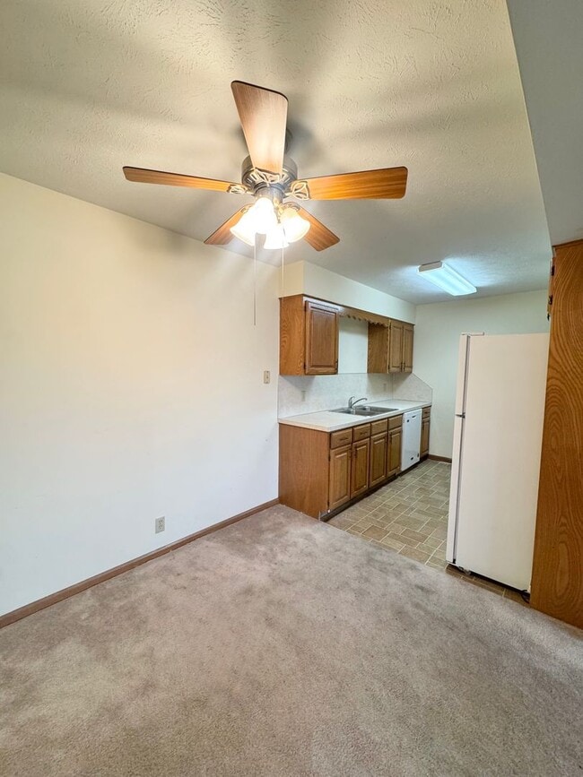 Building Photo - 2675 N 93rd St