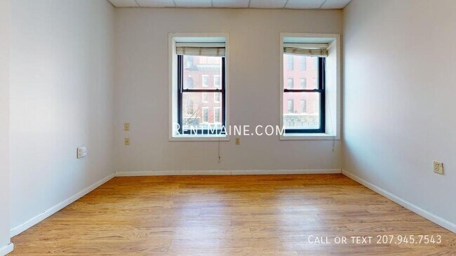 Foto del edificio - 35 Main St