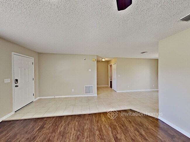 Foto del edificio - 2718 Beckwith St