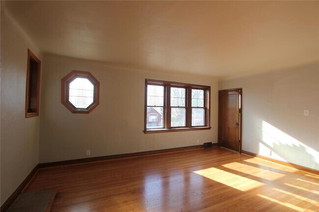 Building Photo - 4143-4145 Alma Ave
