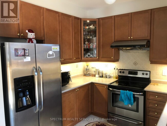 Building Photo - 90 Templehill Rd