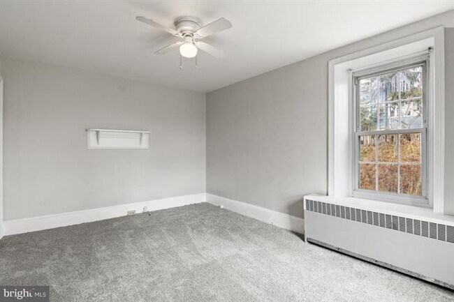 Foto del edificio - 1651 Limekiln Pike